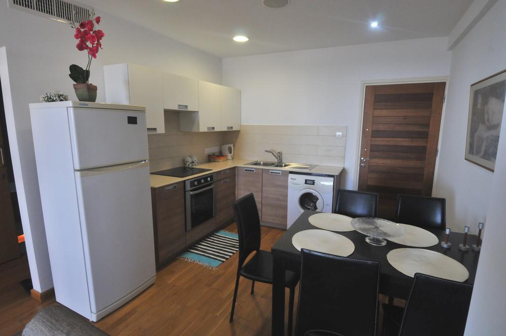 Ithaki Phinikoudes Apartment No. 102 Larnaca Rum bild