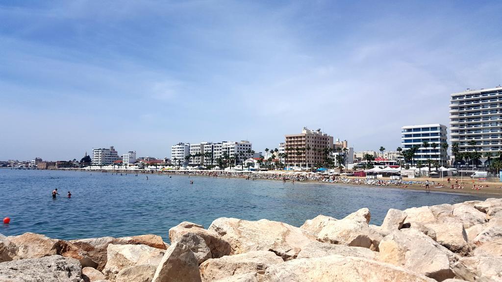 Ithaki Phinikoudes Apartment No. 102 Larnaca Exteriör bild